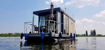 Hausboot mieten auf der Havel - komfortabel und führerscheinfrei
