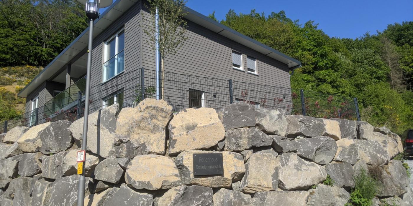 Ferienhaus Schieferterrasse